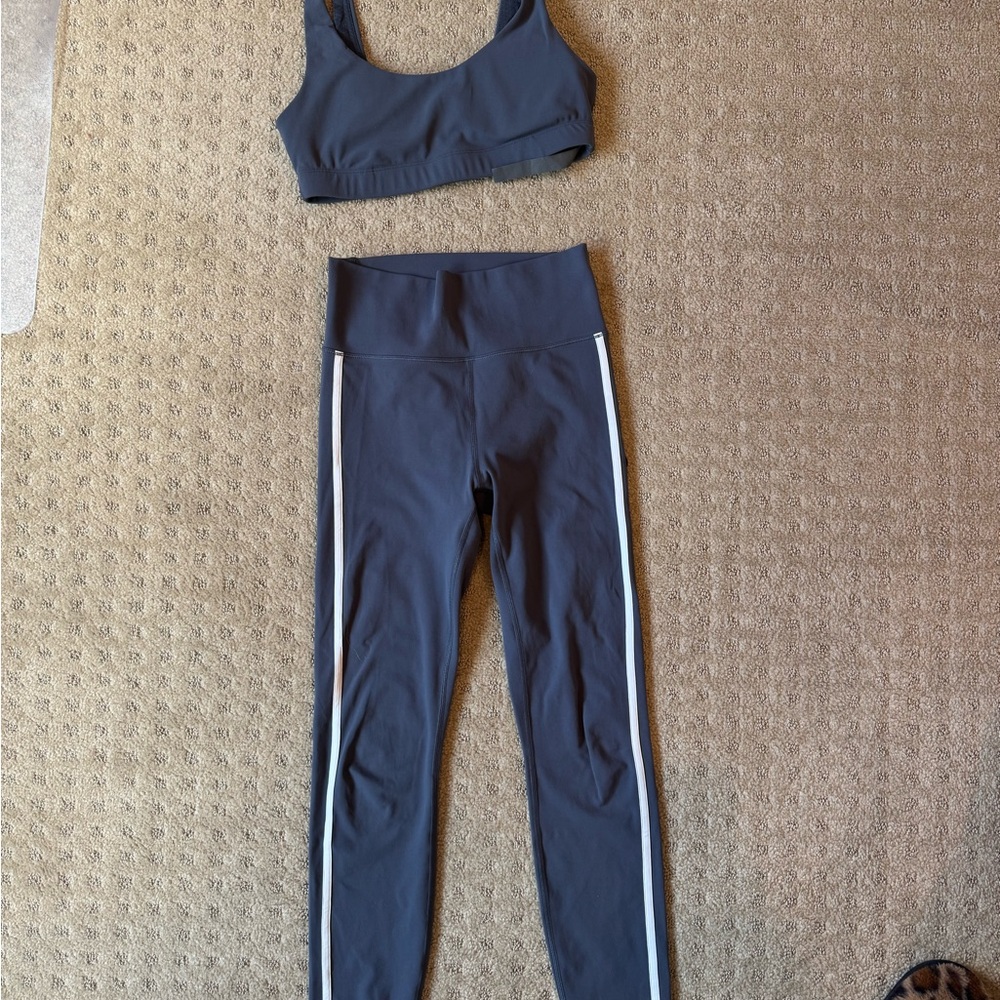 Vuori Tracking Leggings and Daily Bra, Azure Blue